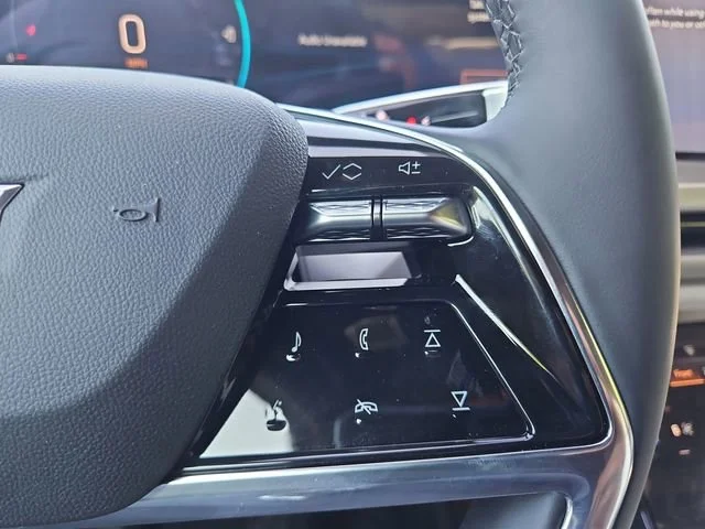 2026 Cadillac VISTIQ Sport - Photo 17