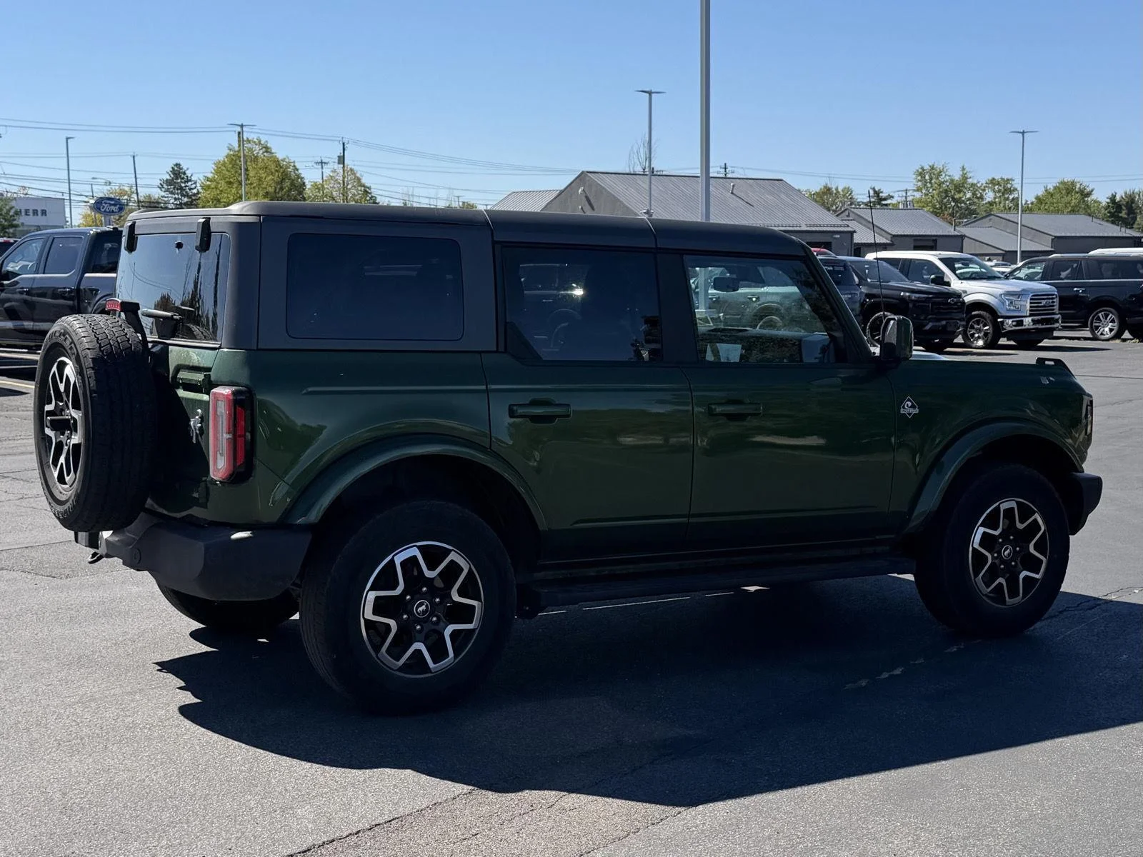 Used 2024 Eruption Green Ford Outer Banks image 6