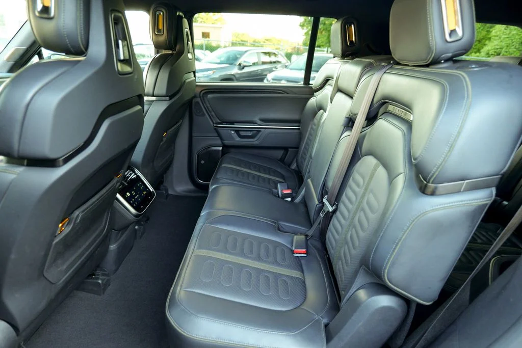 Used 2025 Green Rivian Adventure Dual Motor Standard Pack image 26