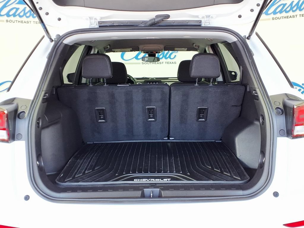 Used 2024 Summit White Chevrolet LS image 10