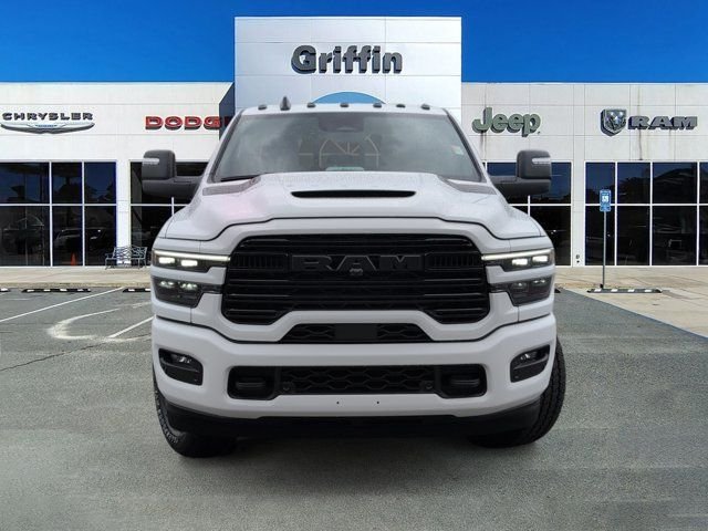 New 2026 Bright White Clear-Coat Exterior Paint RAM Laramie image 12