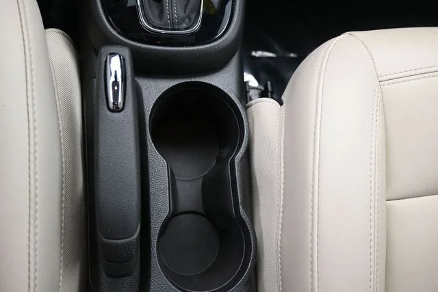 Used 2017 White Buick Premium image 37