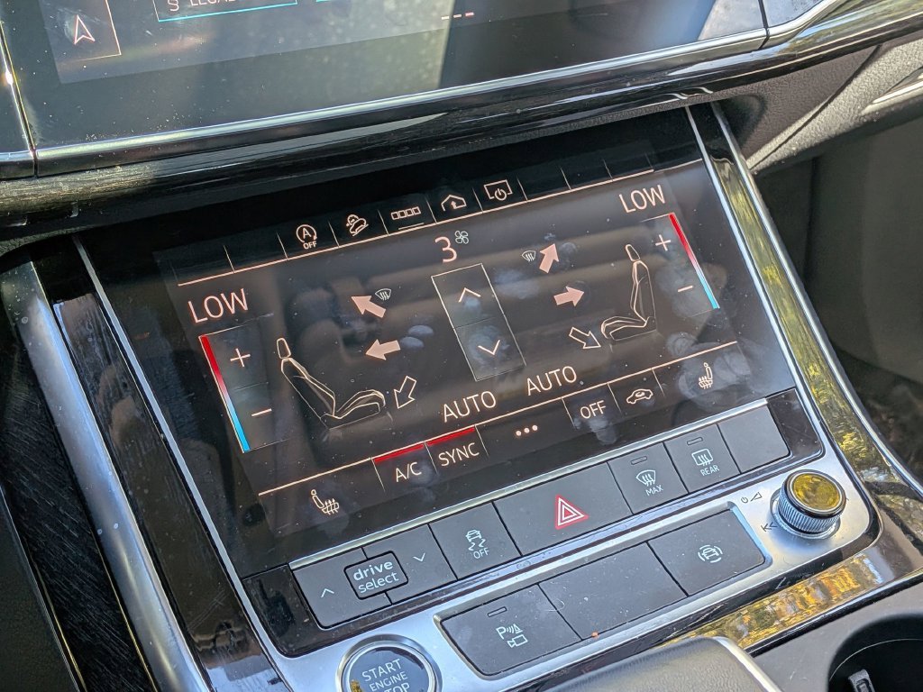 Used 2023  Audi 45 Premium image 21