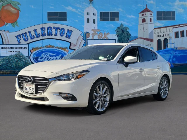 Certified Used 2017 Snowflake White Pearl Metallic Mazda Grand Touring image 2