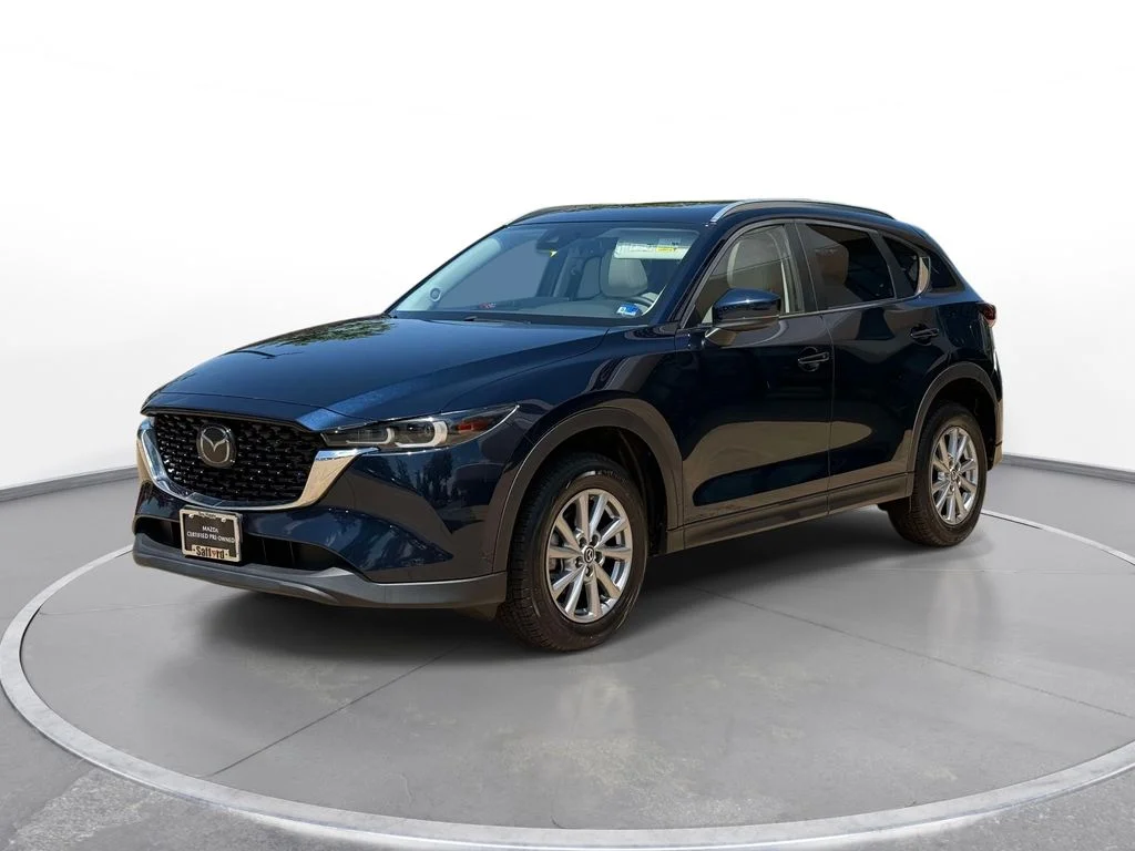 2023 Mazda CX-5 S Preferred package Auto AWD's photo