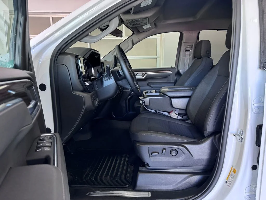 2026 Chevrolet Silverado 1500 RST - Photo 9