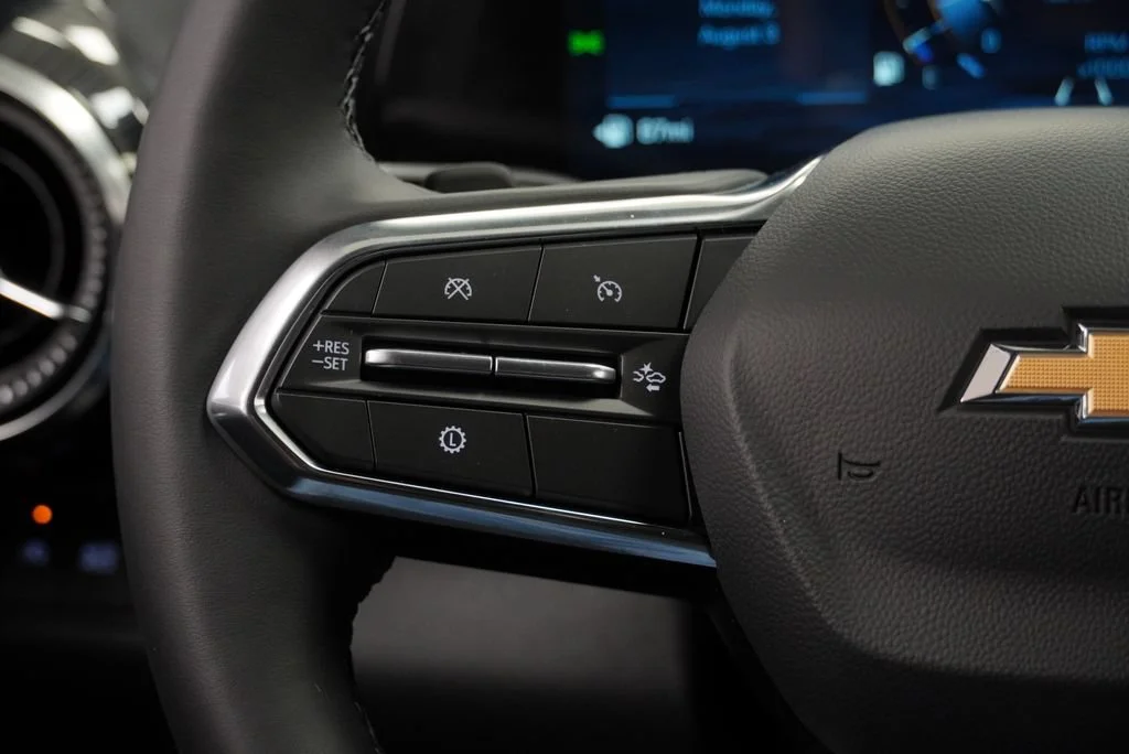 2027 Chevrolet Equinox LT - Photo 19