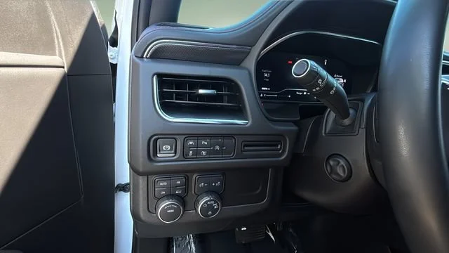 Used 2024 Summit White Chevrolet RST image 22