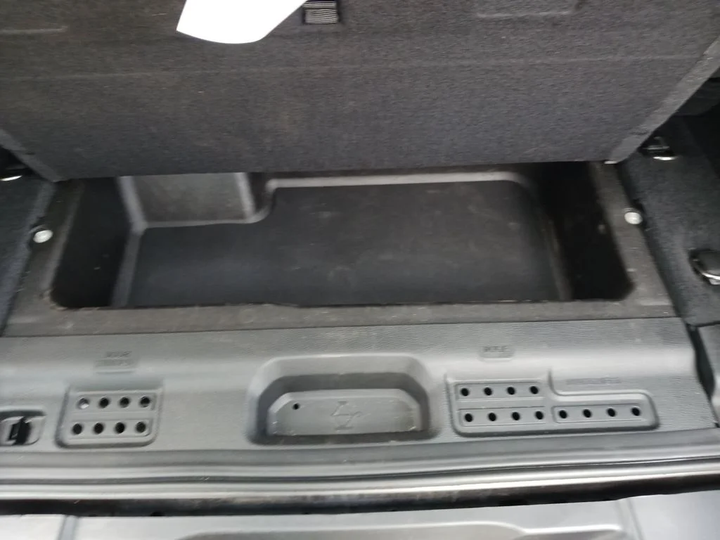 Used 2021 Gray Jeep Rubicon image 29