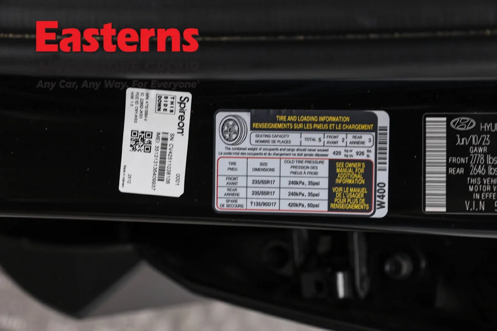 Used 2023 Black Hyundai SEL image 36