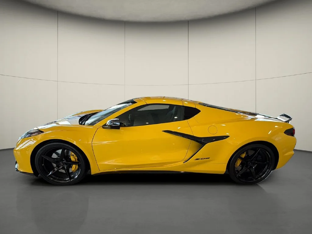 New 2027 Competition Yellow Tintcoat Metallic Chevrolet 3LZ image 7