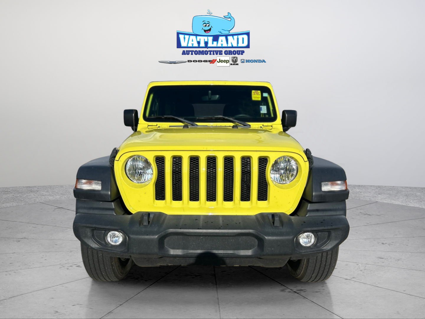 Used 2023 Yellow Jeep Sport S image 21