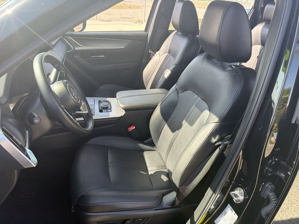 Used 2024 Black Mazda 3.3 Turbo Premium image 13