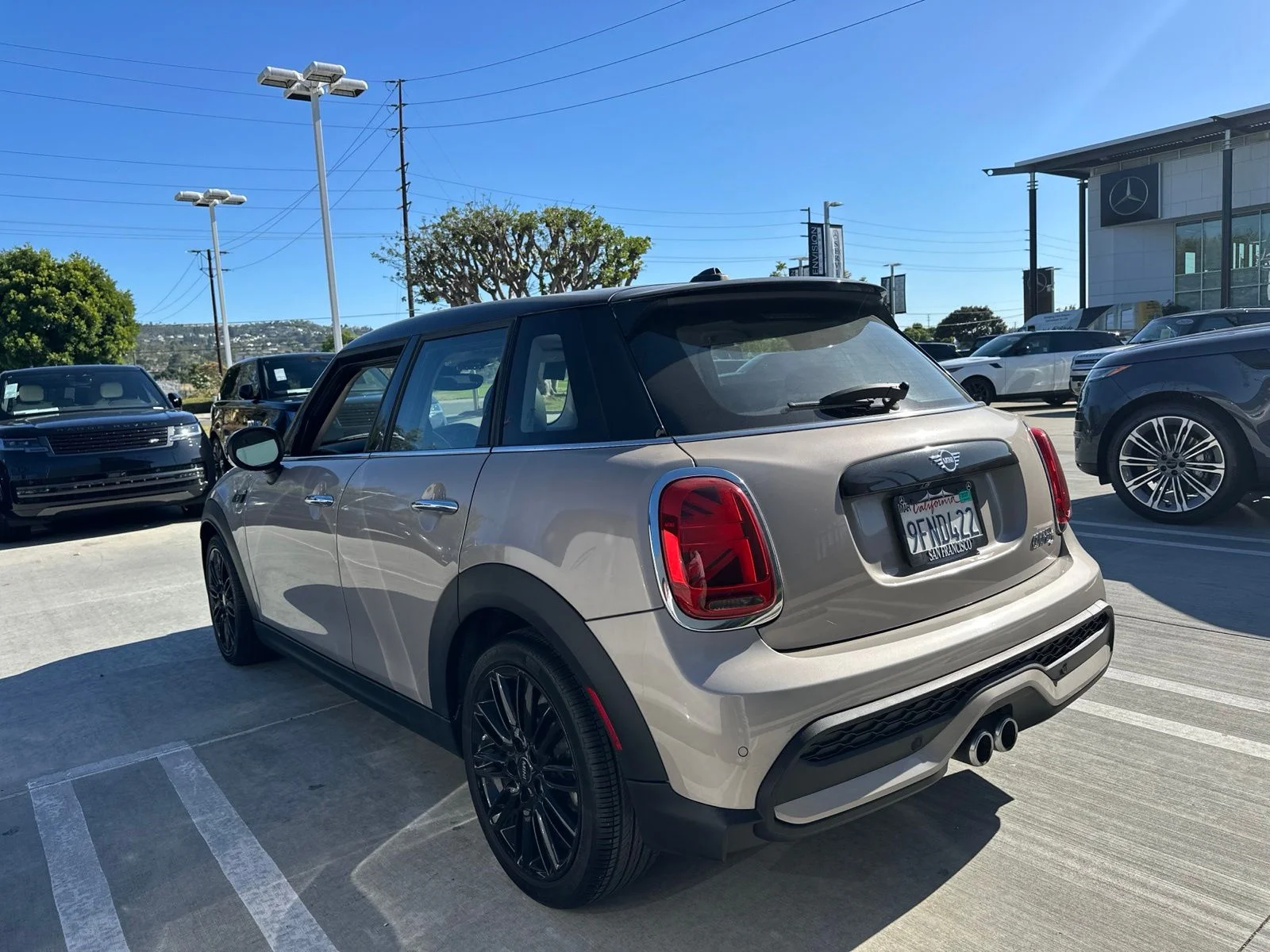 Used 2023 Rooftop Gray Metallic MINI  image 4