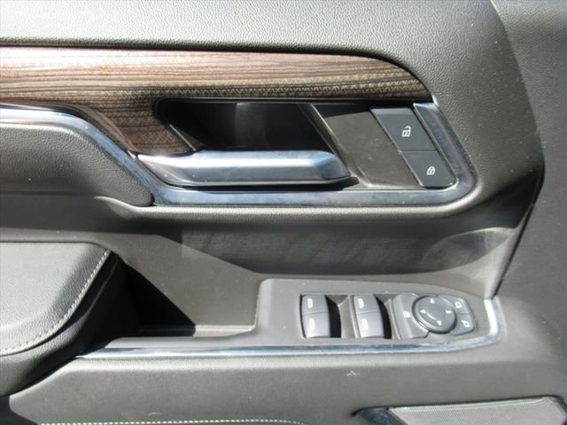 Used 2024 Gray Chevrolet LT image 19