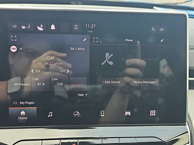 Used 2022 Blue Jeep Limited image 15