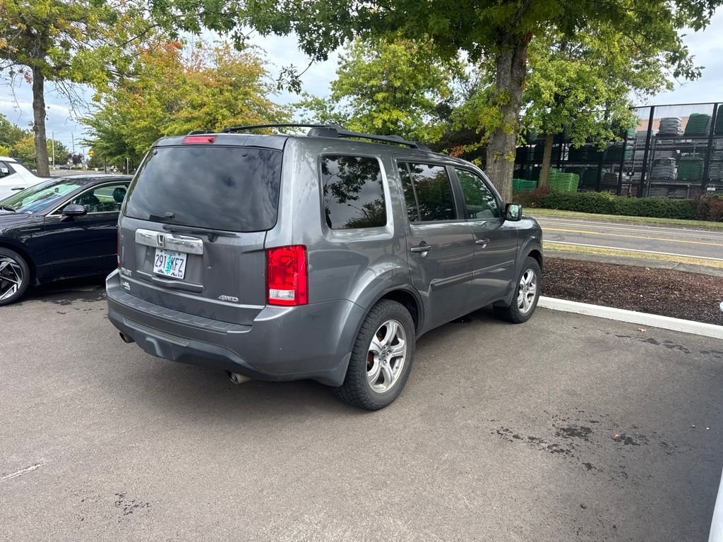 Used 2012  Honda EX-L image 4