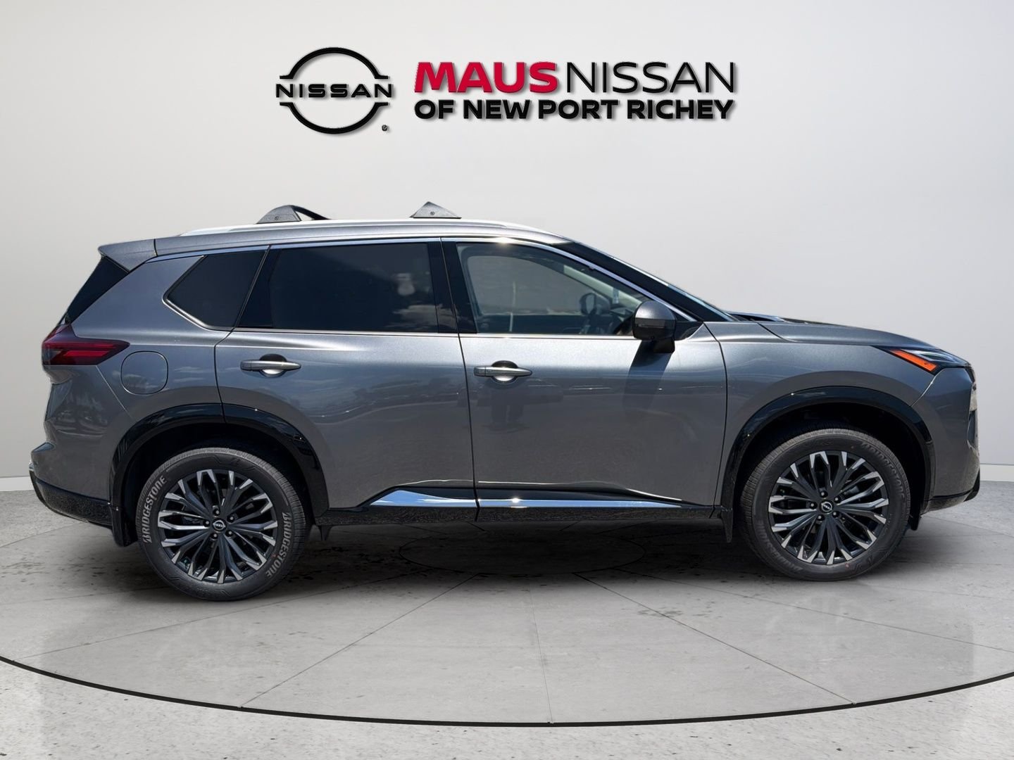 New 2026 Gray Nissan Platinum image 9