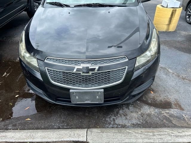 Used 2013 Black Chevrolet 1LT image 2