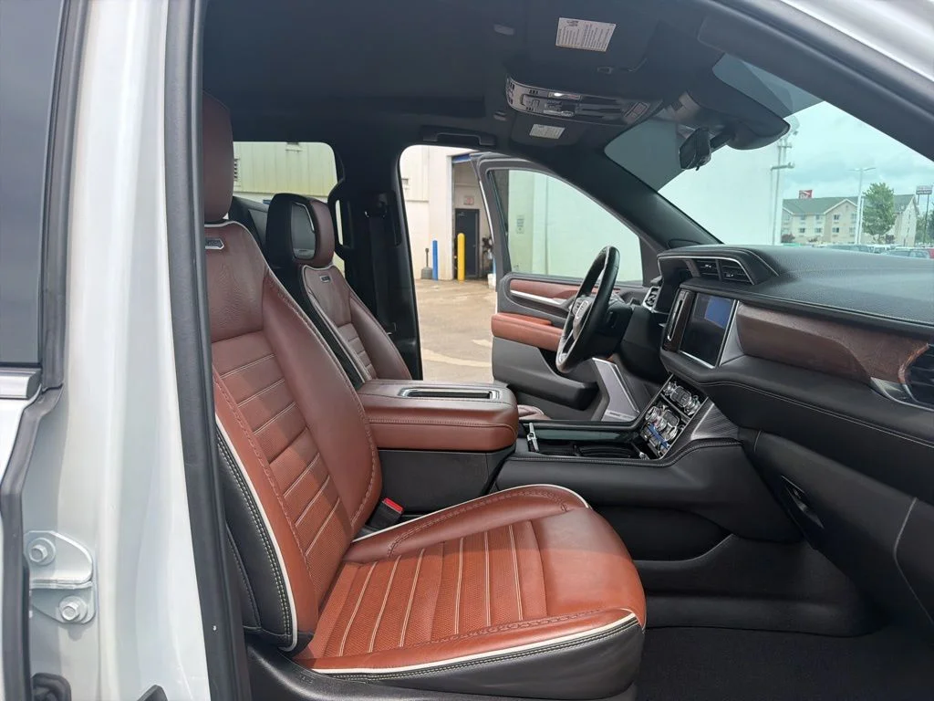 Certified Used 2024 White Frost Tri-Coat GMC Denali Ultimate image 36
