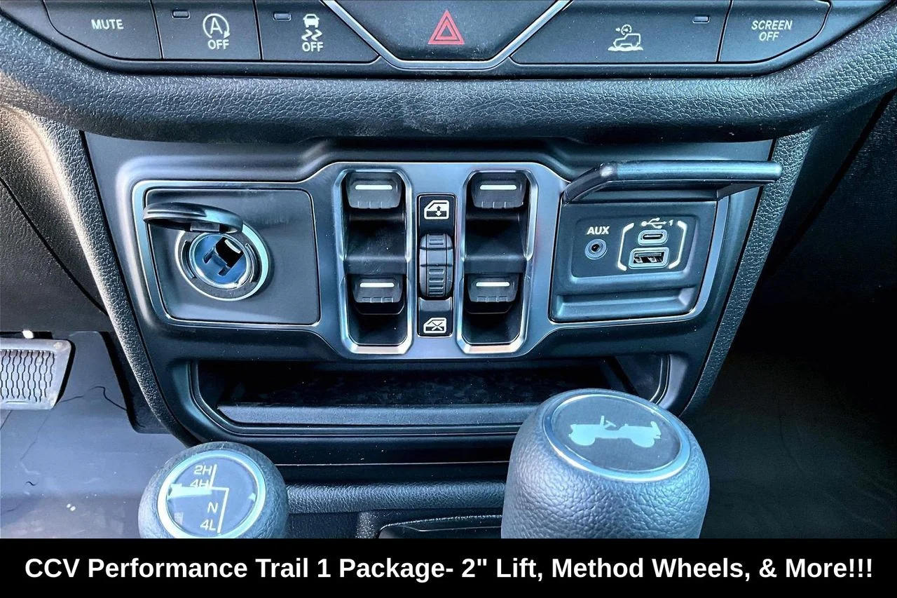 New 2026 Anvil Clearcoat Jeep Sport S image 21