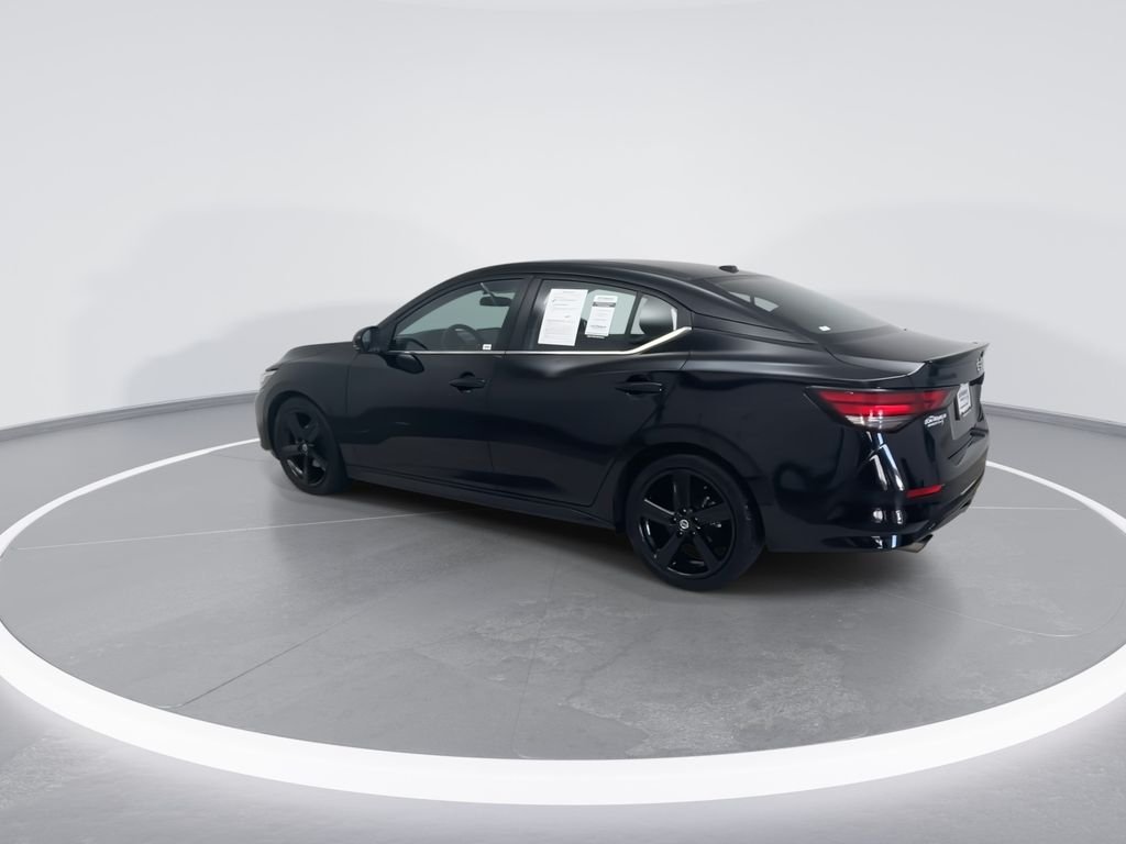 Used 2022 Black Nissan SR image 6