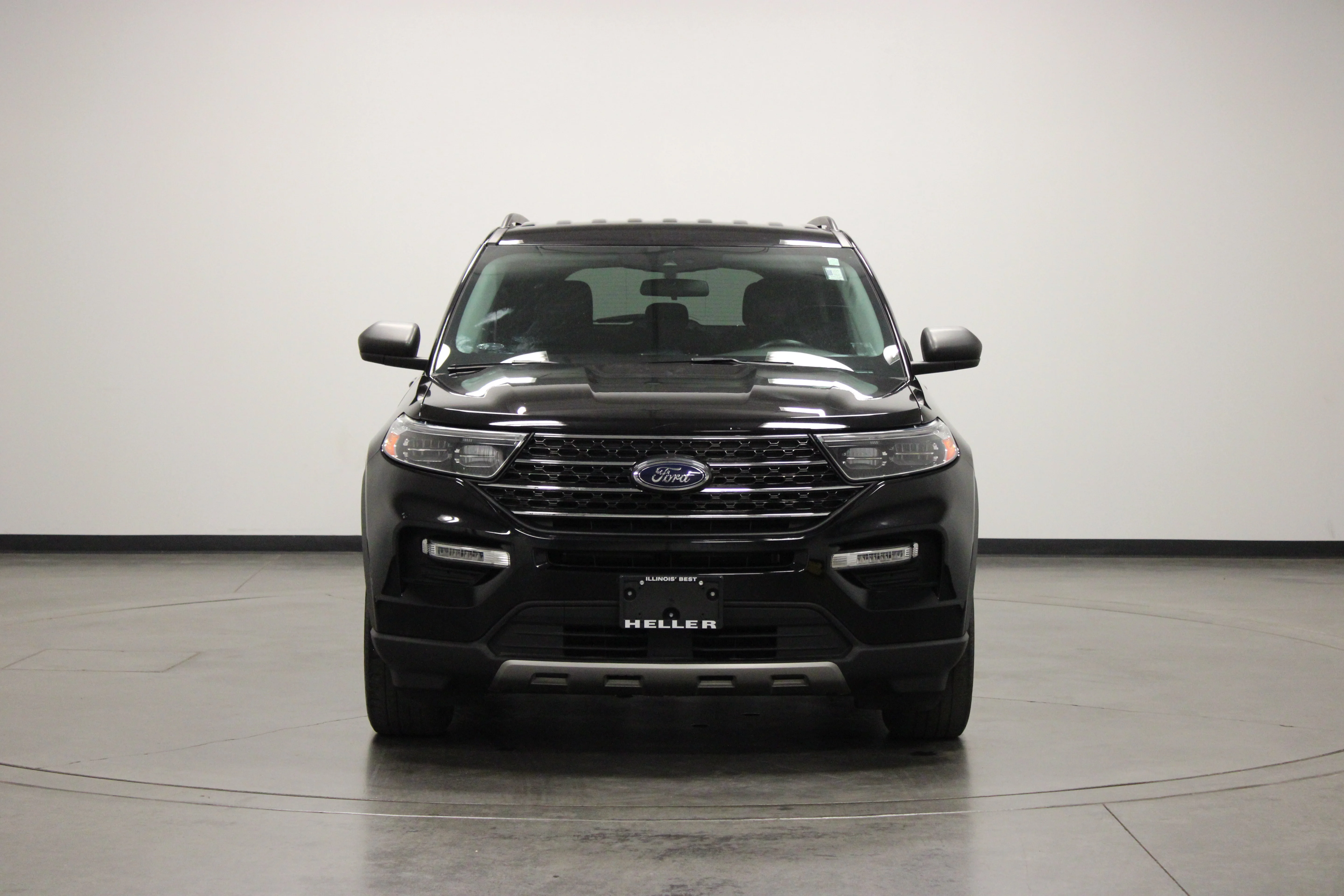 Used 2022 Black Metallic Ford XLT image 5