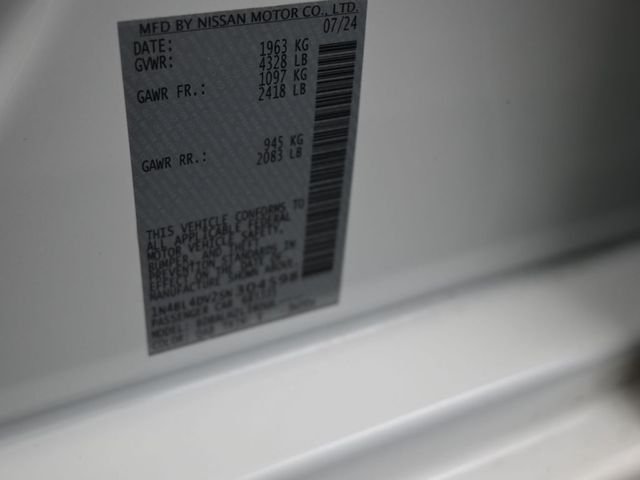 Used 2025 White Nissan 2.5 SV image 20