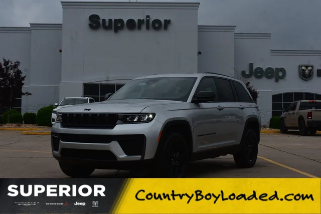 2026 Jeep Grand Cherokee Laredo Altitude