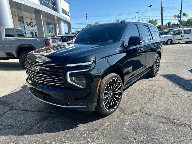 Used 2025 Black Chevrolet High Country image 11