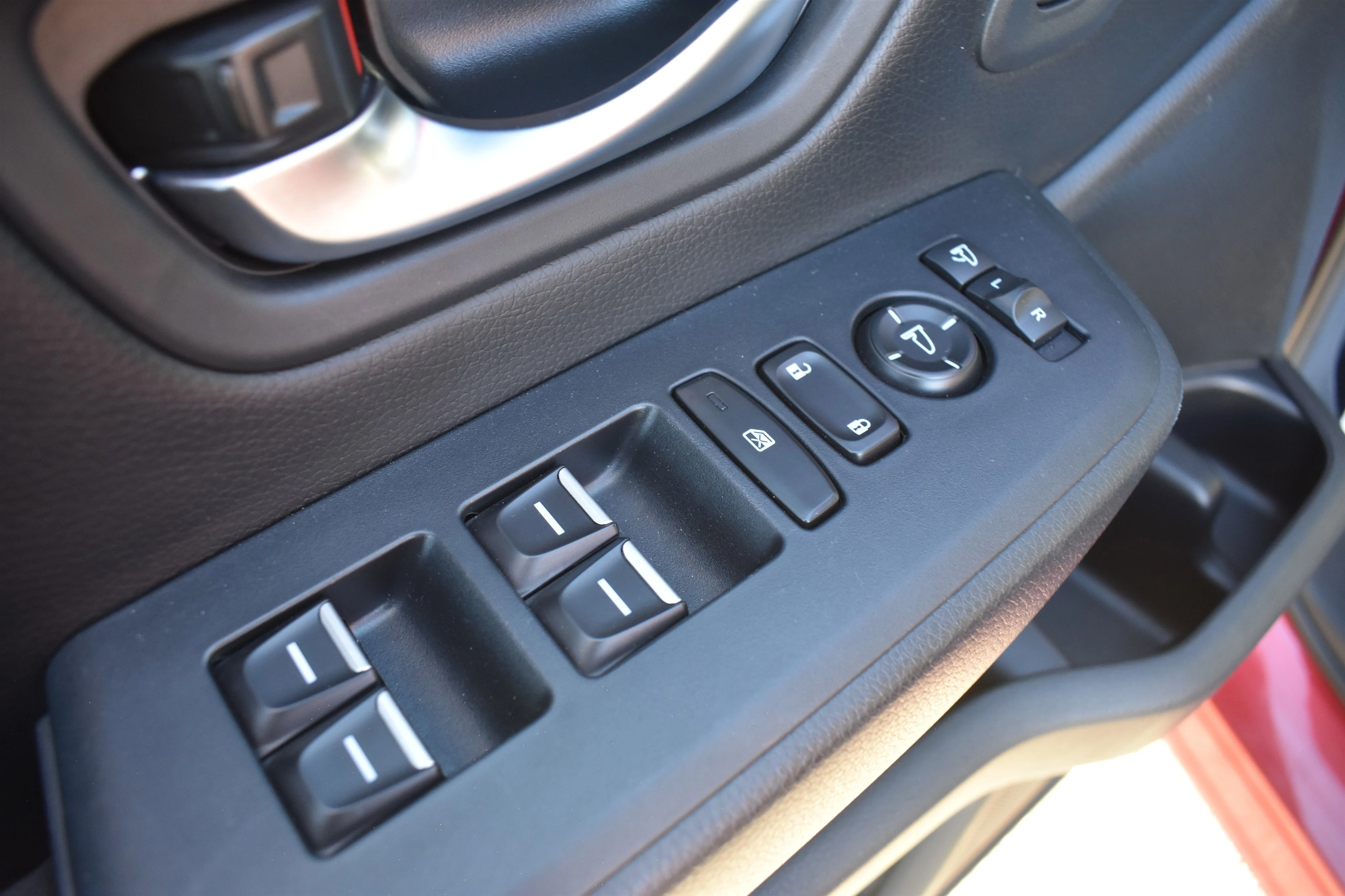 2025 Honda Pilot Elite - Photo 13