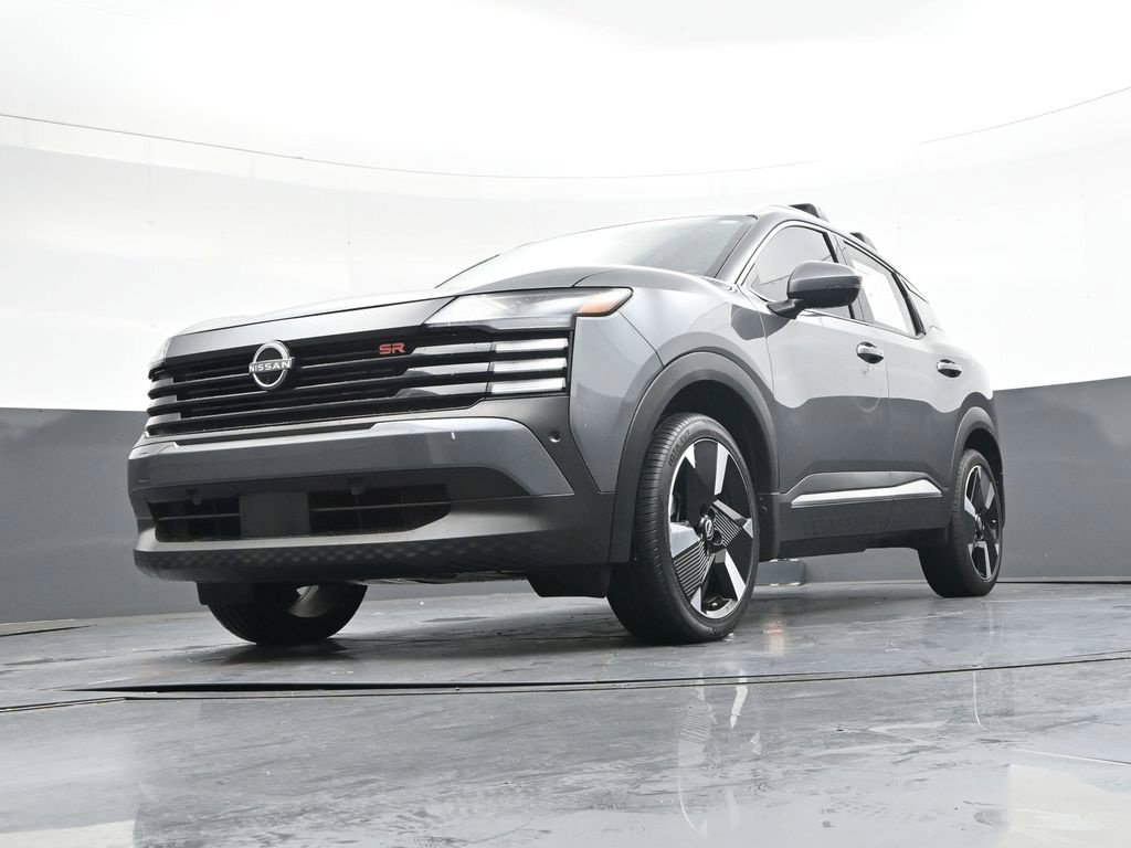 Used 2025 Gray Nissan SR image 29
