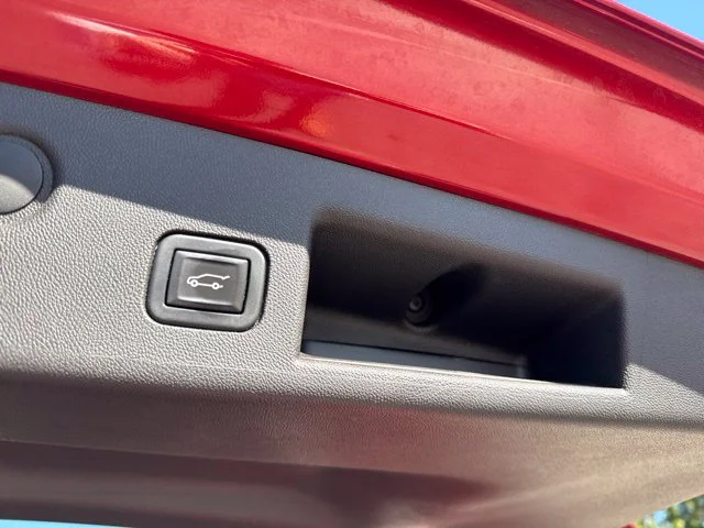 Used 2022 Red Chevrolet LT image 16