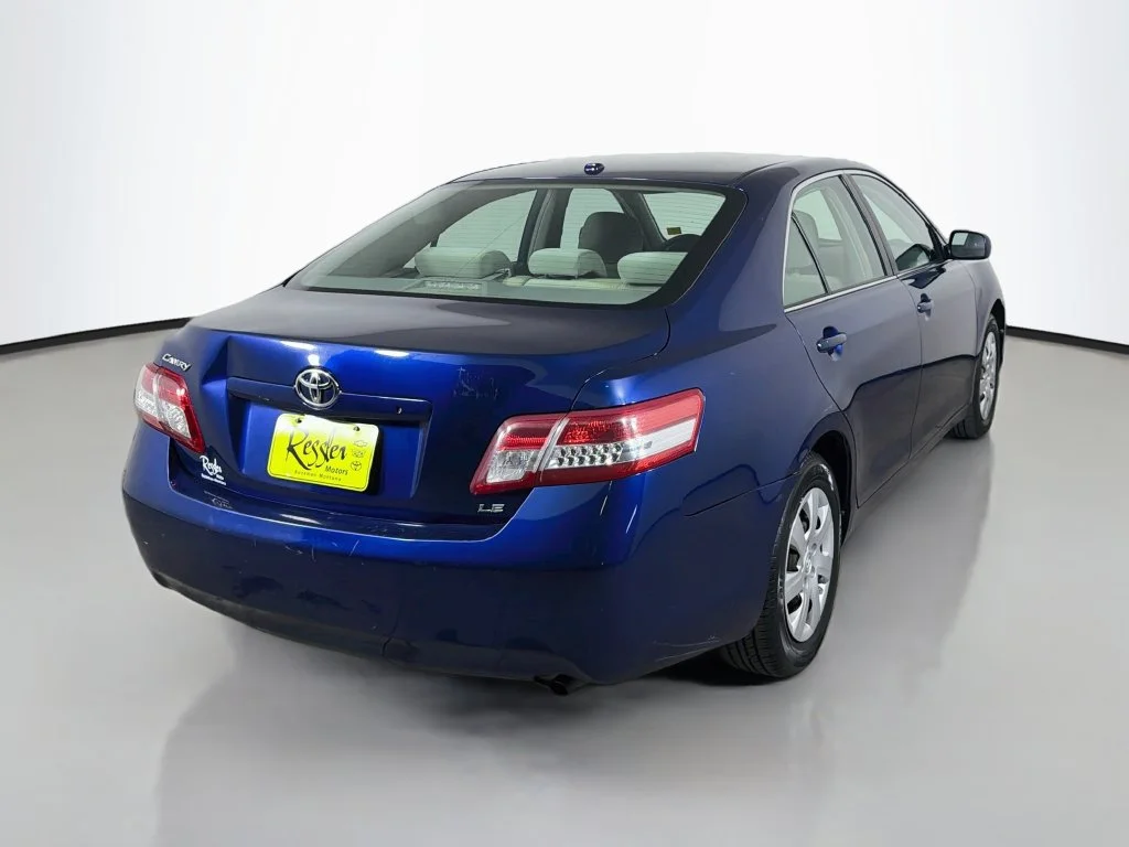 Used 2010 Blue Toyota LE image 6