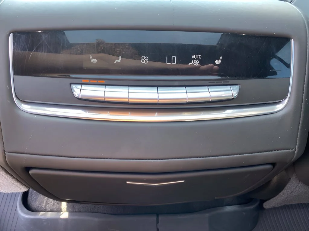 Used 2025 Crystal White Tricoat Cadillac Sport Platinum image 12