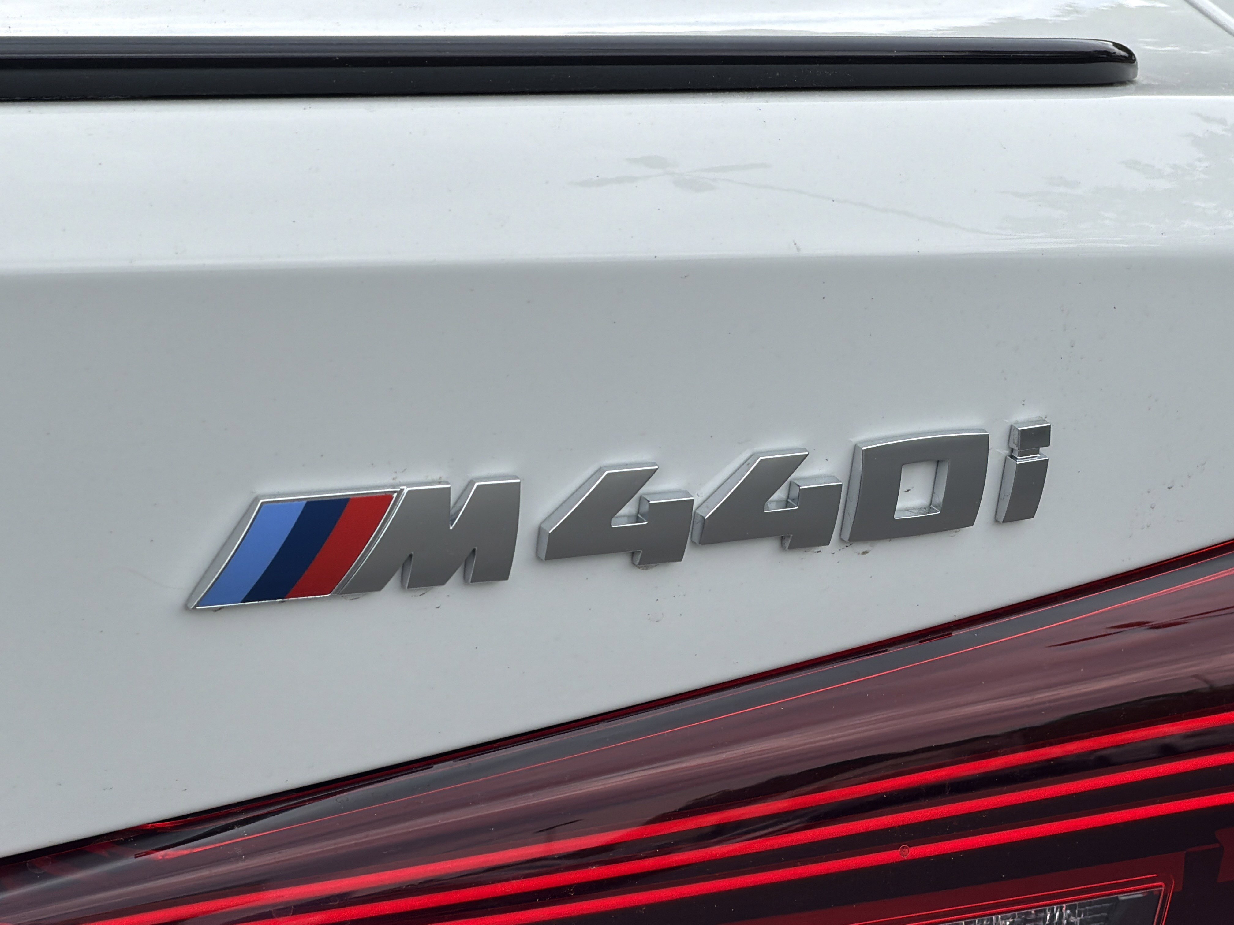 New 2027 Alpine White BMW M440i image 22