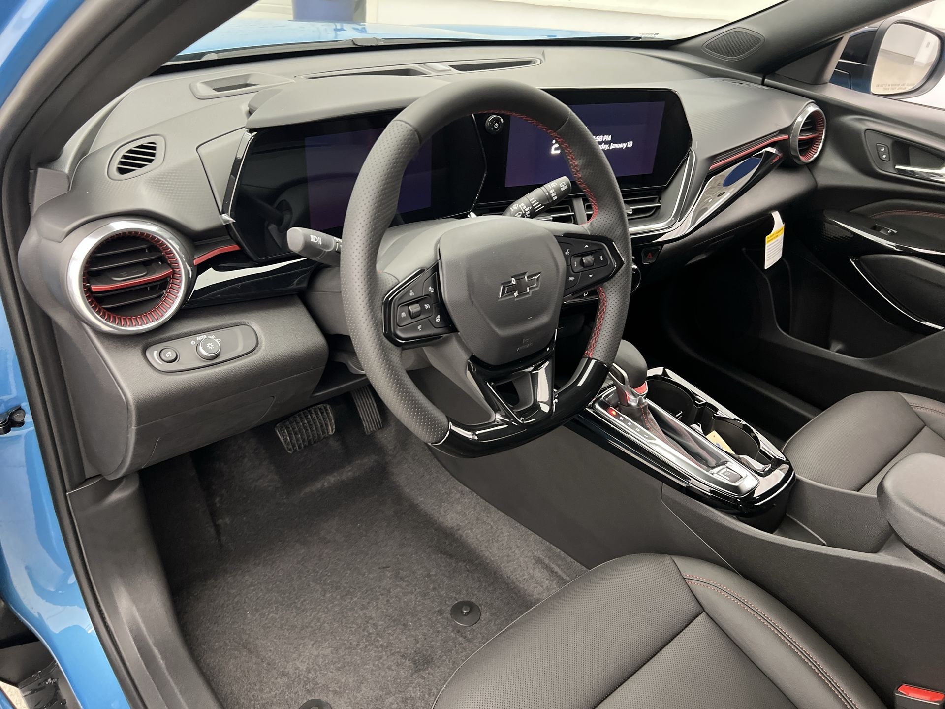 2026 Chevrolet Trax RS - Photo 38
