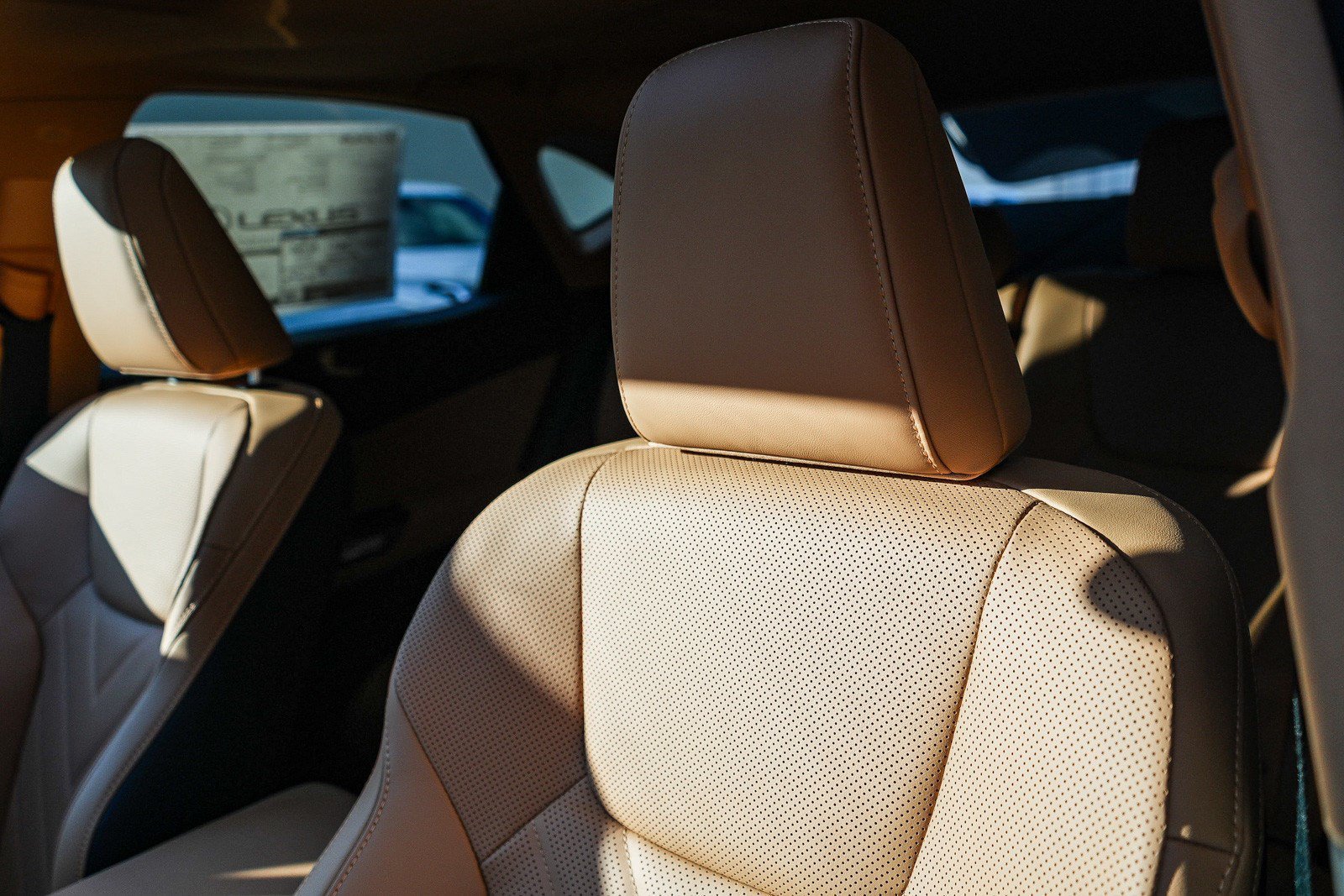 New 2026 Ultra White Lexus NX 450h+ PREMIUM AWD image 24
