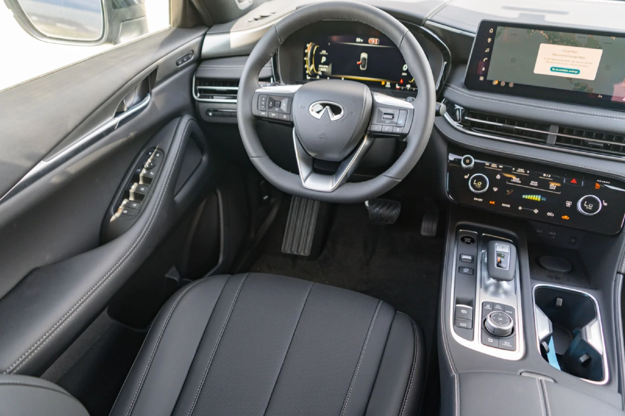 New 2027 MOONBOW BLUE INFINITI Luxe AWD image 22