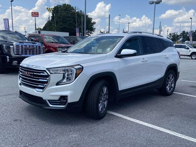 Certified Used 2023 White Frost Tri-Coat GMC SLT image 7