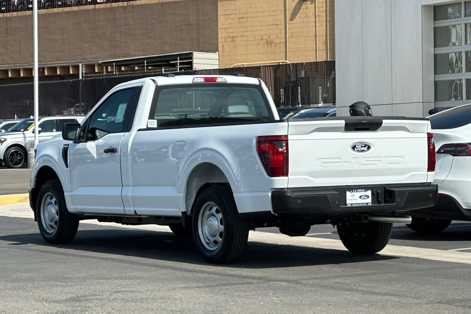 New 2026 Oxford White Ford XL image 5