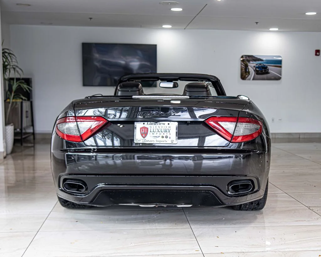 Used 2015 Black Maserati Sport image 13