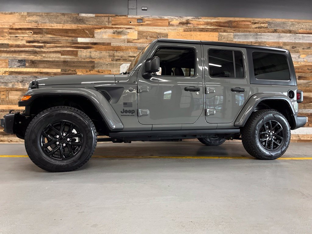 Used 2023 Gray Clearcoat Jeep Freedom Edition image 51