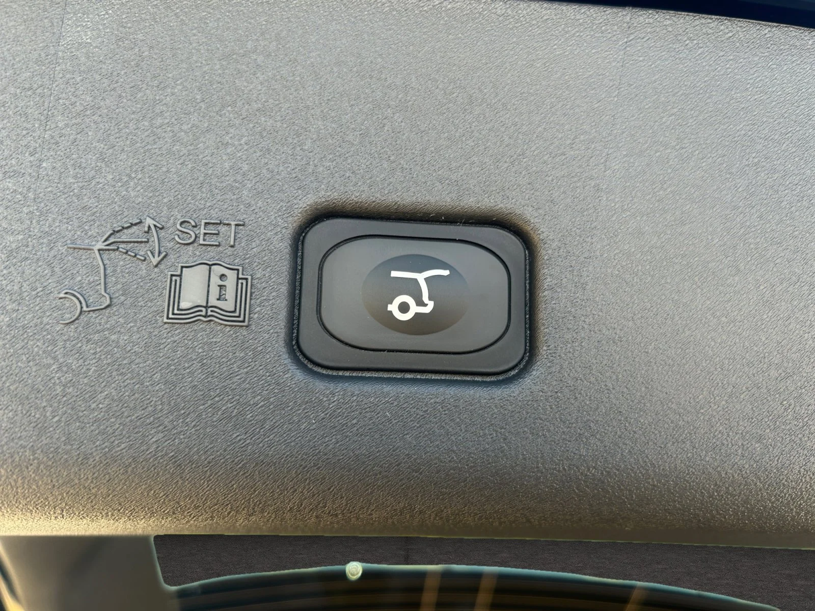 New 2026 Infinite Black Metallic Clearcoat Lincoln Premiere image 11