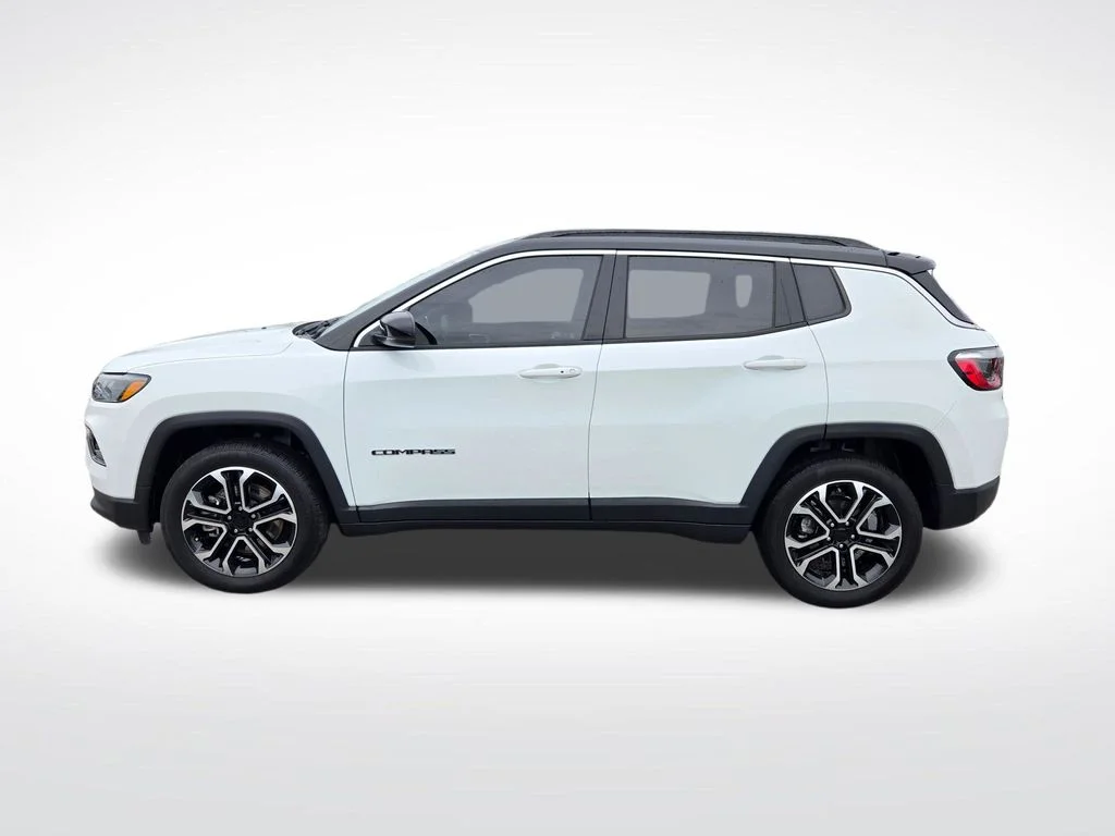 Used 2024 White Jeep Limited image 7