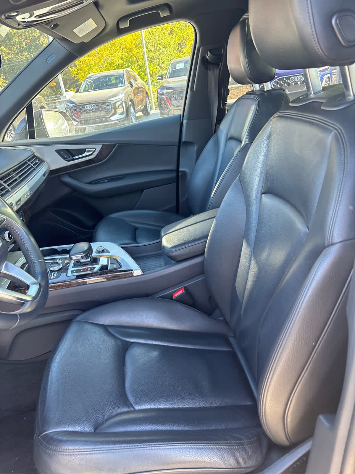 Used 2019 Night Black Audi Premium image 19