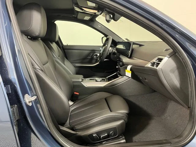 New 2026 Arctic Race Blue metallic BMW 330i xDrive image 22