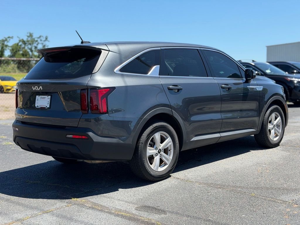 Used 2023 Gray Kia LX image 7