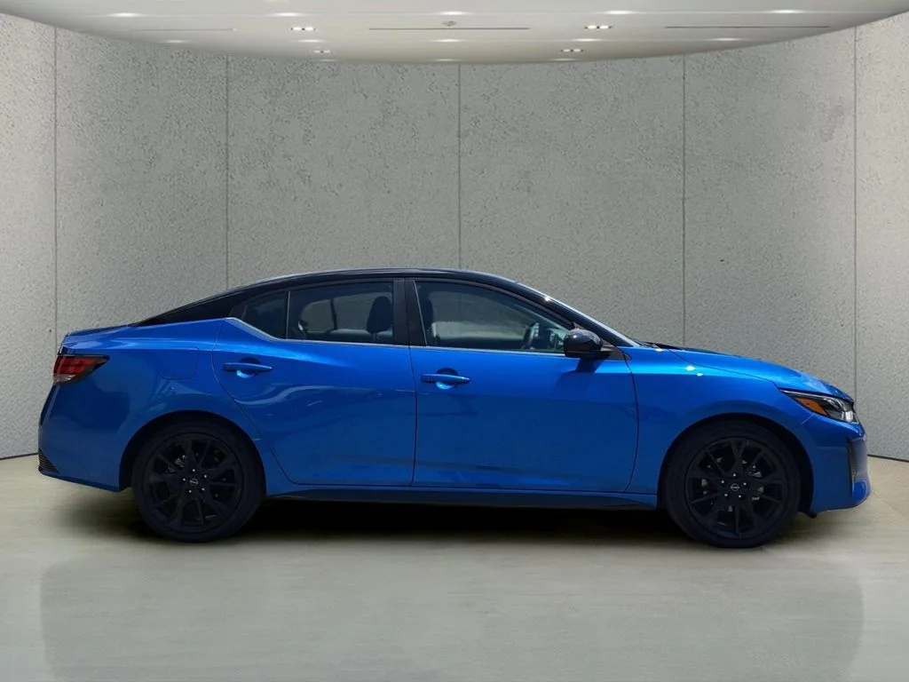 Certified Used 2025 Blue Nissan SR image 4