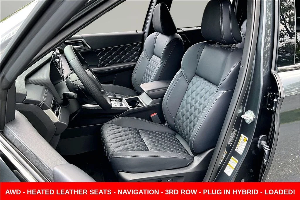 New 2026 Gray Nissan Platinum image 31